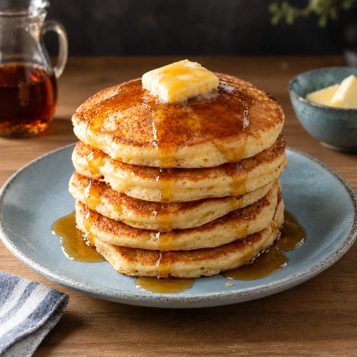 American Pancakes mit Ahornsirup